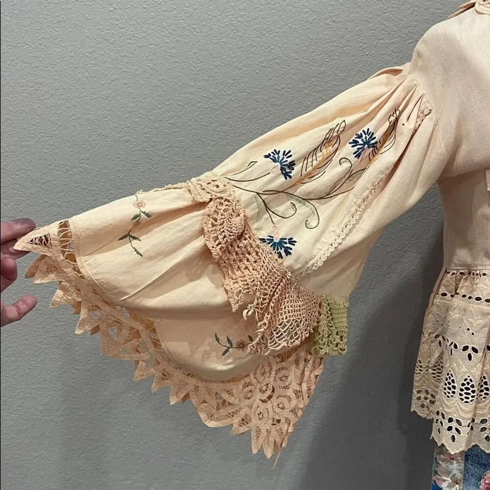 Upcycled tan boho peplum top peplum made from vintage linens & lace, size M - Picture 4 of 9